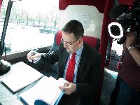 images/inbrov/_thb_F photos tournage BUS de la solidarite.jpg